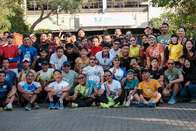 Race photo from Shake Out Run Jabar 10K