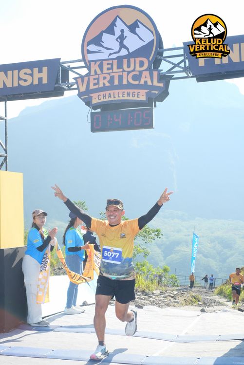 Race photo from Kelud Vertical Challenge 2024