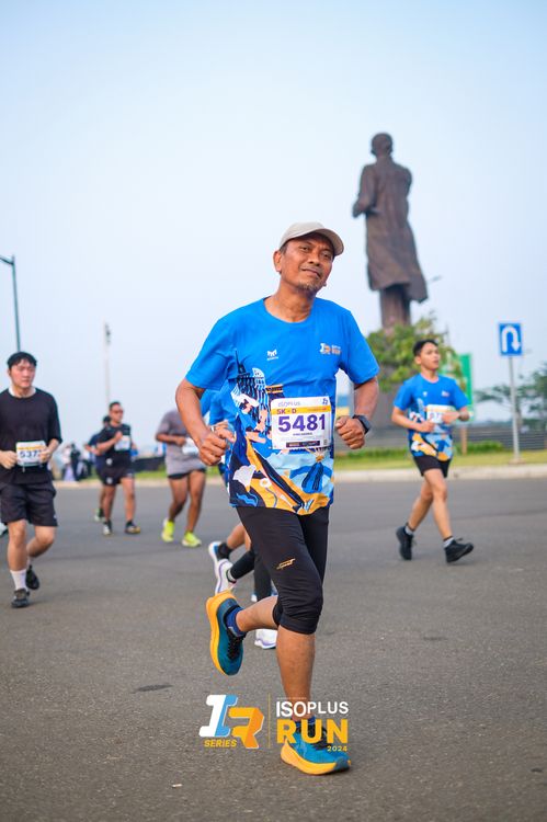 Race photo from ISOPlus Run 2024 Jakarta