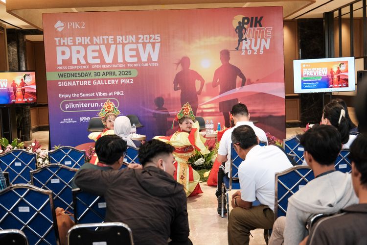 Race photo from PIK NITE RUN VIBES