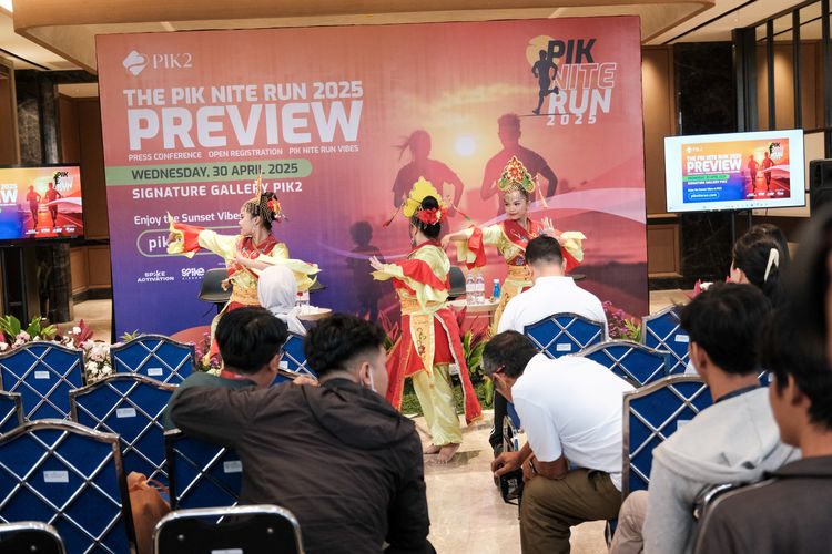 Race photo from PIK NITE RUN VIBES