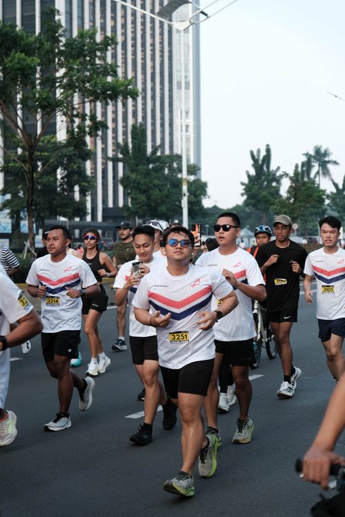 Race photo from MAKASSAR HALF MARATHON 2025 VIBES