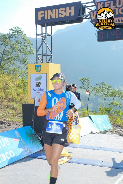 Race photo from Kelud Vertical Challenge 2024