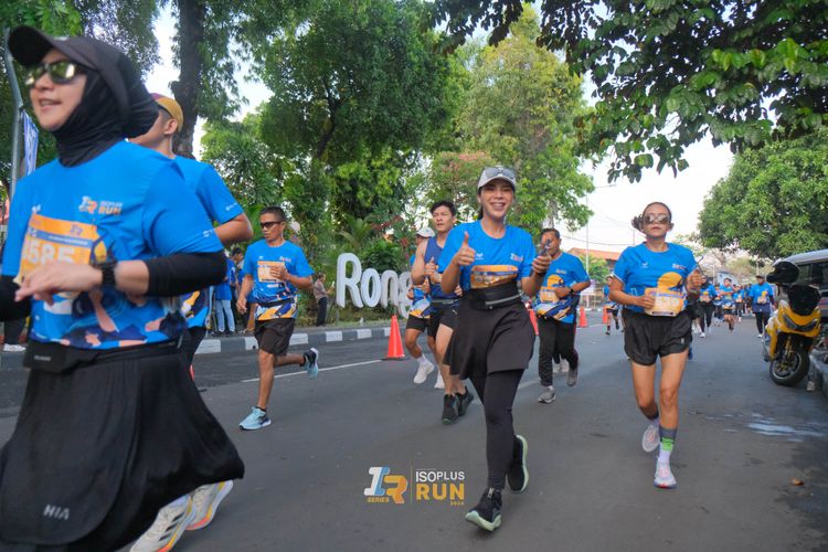 Race photo from Isoplus Run 2024 Surabaya