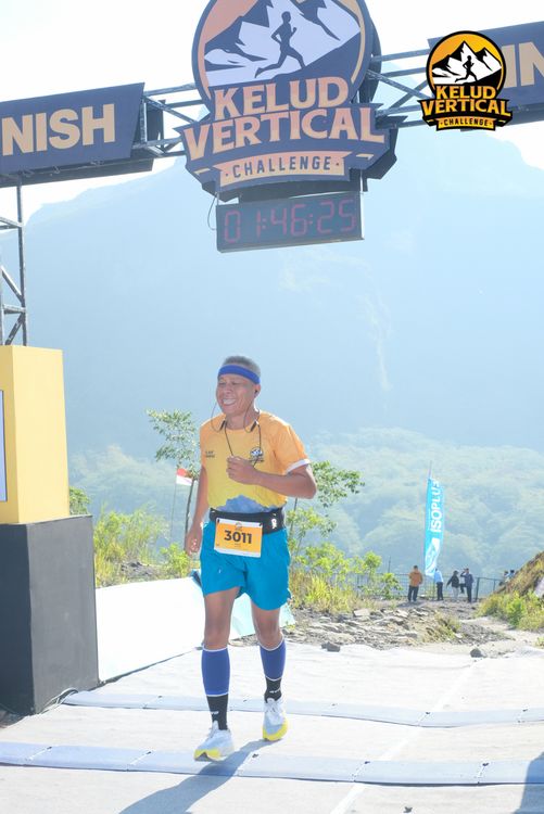 Race photo from Kelud Vertical Challenge 2024