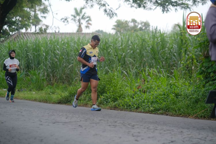Race photo from Kediri Half Marathon 2025