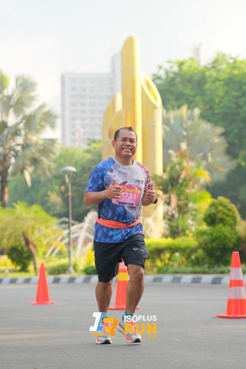 Race photo from Isoplus Run 2024 Surabaya