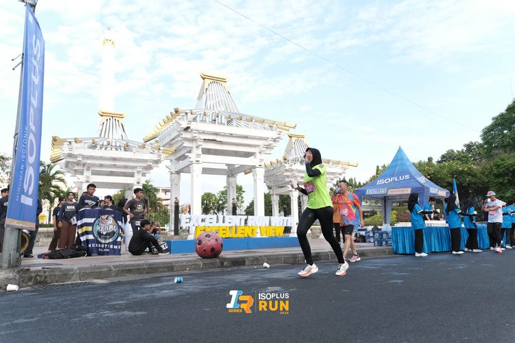 Race photo from Isoplus Run 2024 Surabaya