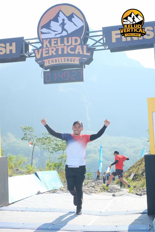 Race photo from Kelud Vertical Challenge 2024