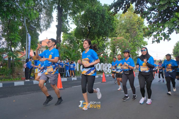 Race photo from Isoplus Run 2024 Surabaya
