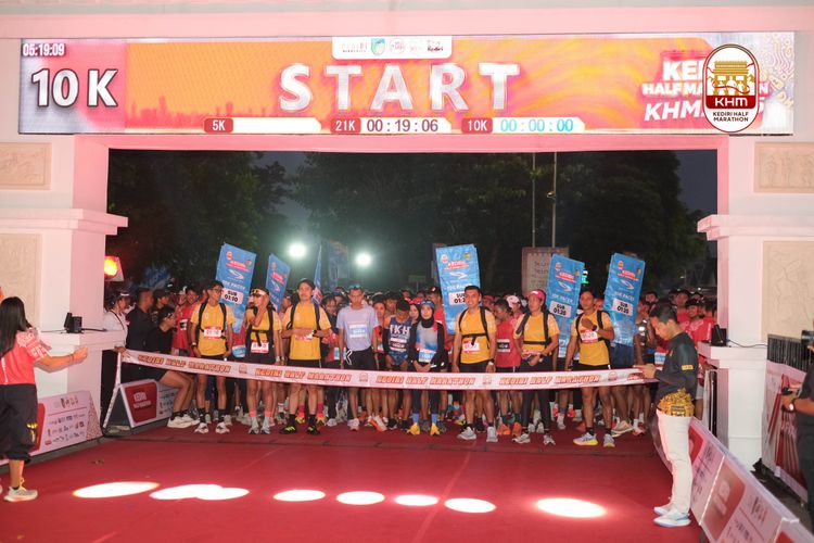 Race photo from Kediri Half Marathon 2025