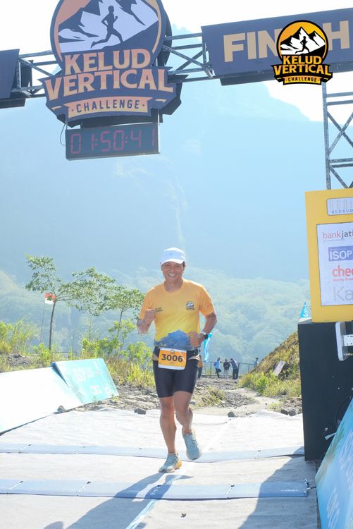 Race photo from Kelud Vertical Challenge 2024