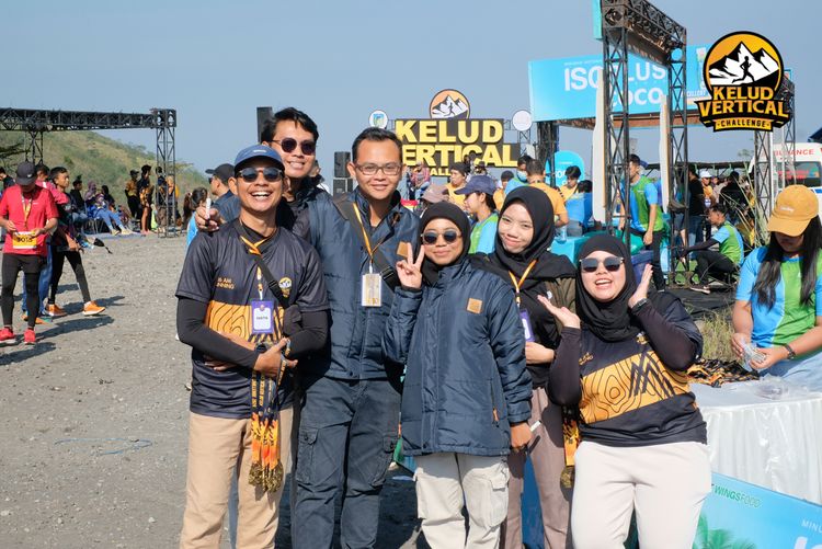 Race photo from Kelud Vertical Challenge 2024
