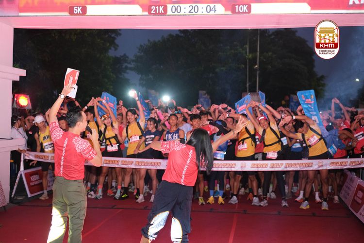 Race photo from Kediri Half Marathon 2025