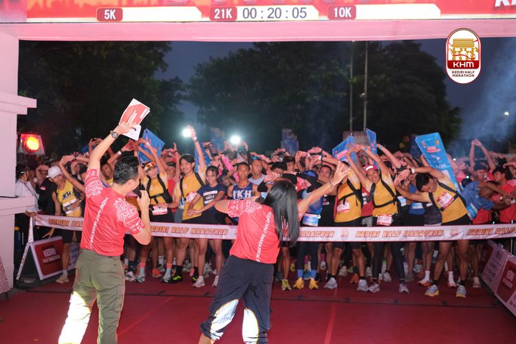 Race photo from Kediri Half Marathon 2025