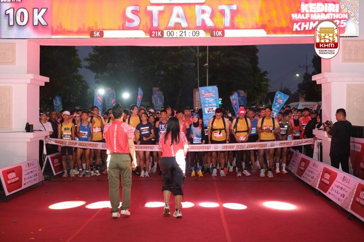 Race photo from Kediri Half Marathon 2025