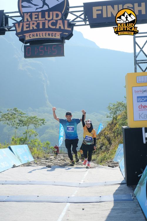 Race photo from Kelud Vertical Challenge 2024