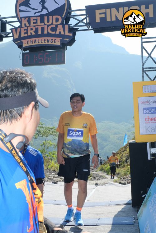 Race photo from Kelud Vertical Challenge 2024