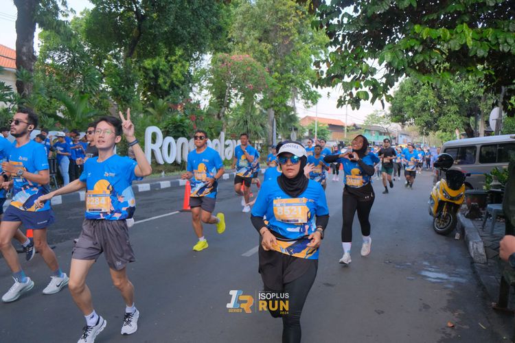 Race photo from Isoplus Run 2024 Surabaya
