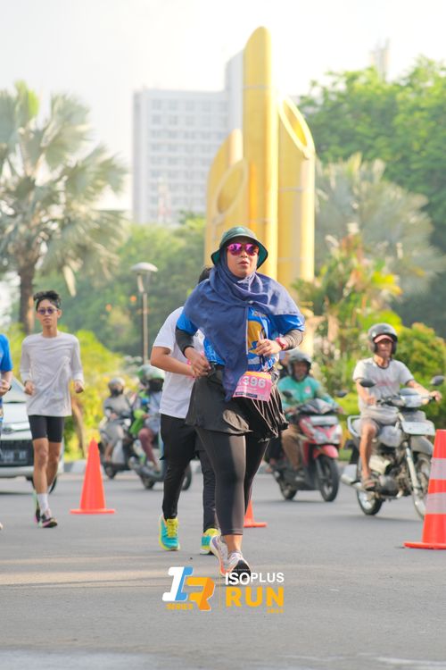 Race photo from Isoplus Run 2024 Surabaya