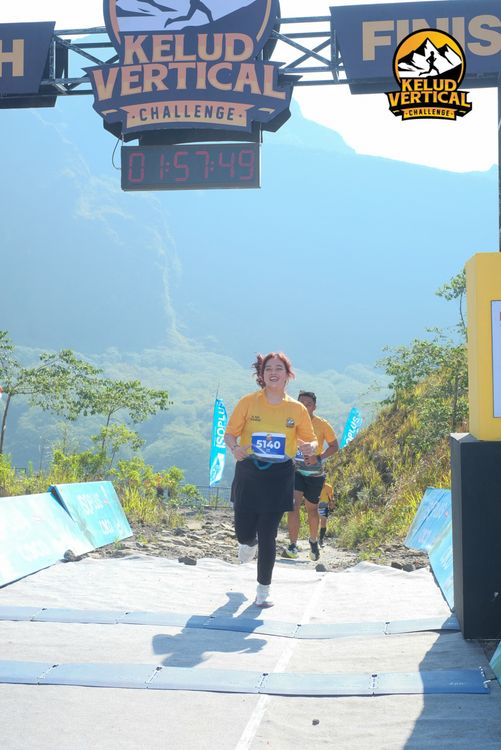 Race photo from Kelud Vertical Challenge 2024