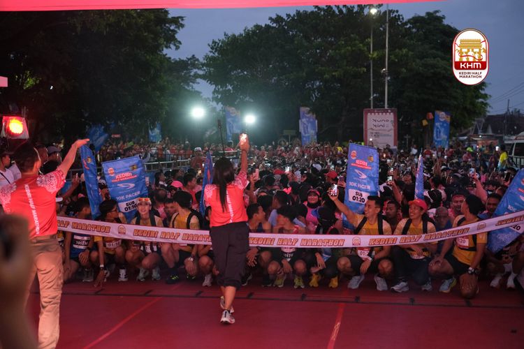 Race photo from Kediri Half Marathon 2025
