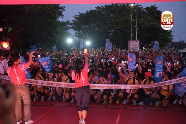 Race photo from Kediri Half Marathon 2025