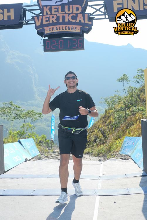 Race photo from Kelud Vertical Challenge 2024