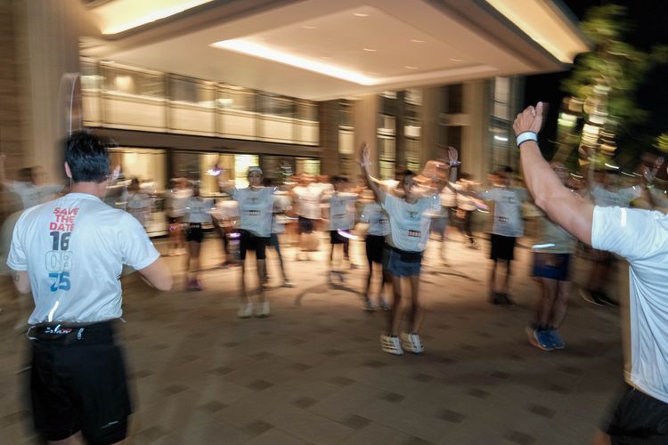 Race photo from PIK NITE RUN VIBES
