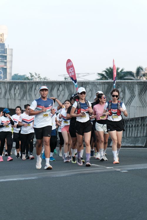 Race photo from MAKASSAR HALF MARATHON 2025 VIBES