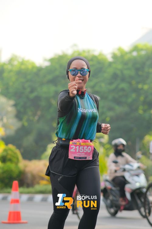 Race photo from Isoplus Run 2024 Surabaya