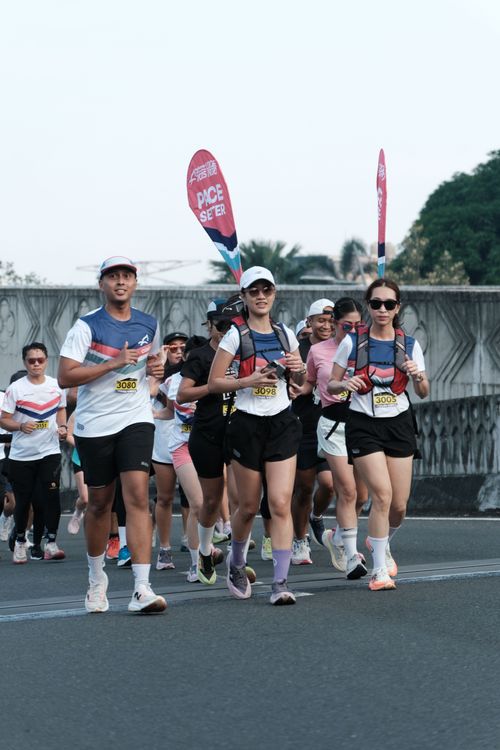 Race photo from MAKASSAR HALF MARATHON 2025 VIBES