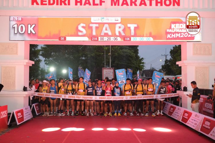 Race photo from Kediri Half Marathon 2025