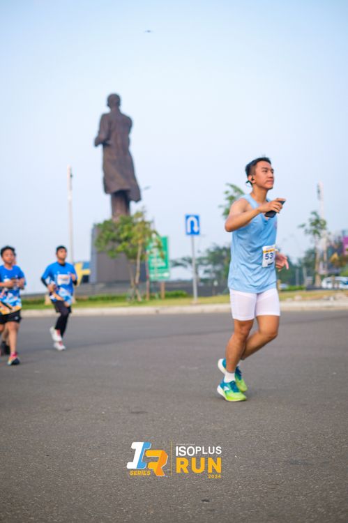 Race photo from ISOPlus Run 2024 Jakarta