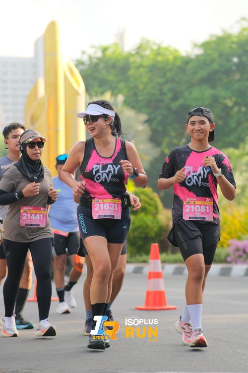 Race photo from Isoplus Run 2024 Surabaya