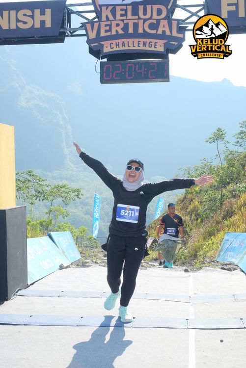 Race photo from Kelud Vertical Challenge 2024