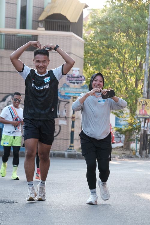 Race photo from Shake Out Run Jabar 10K