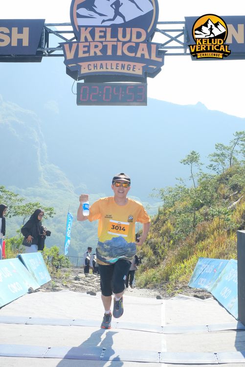 Race photo from Kelud Vertical Challenge 2024
