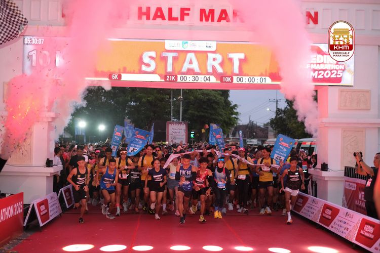 Race photo from Kediri Half Marathon 2025
