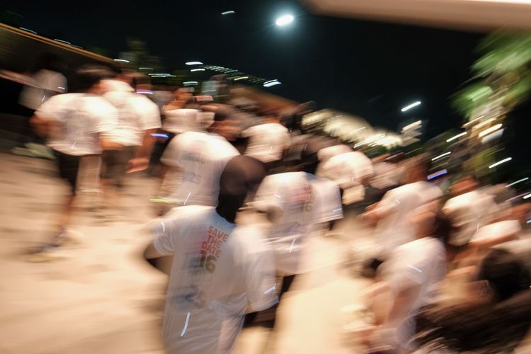 Race photo from PIK NITE RUN VIBES