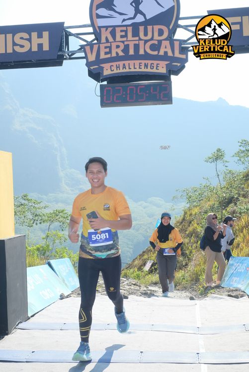 Race photo from Kelud Vertical Challenge 2024