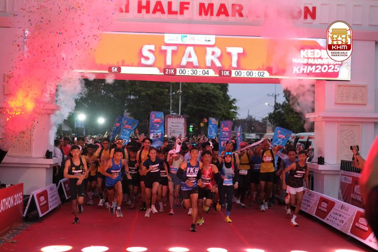 Race photo from Kediri Half Marathon 2025
