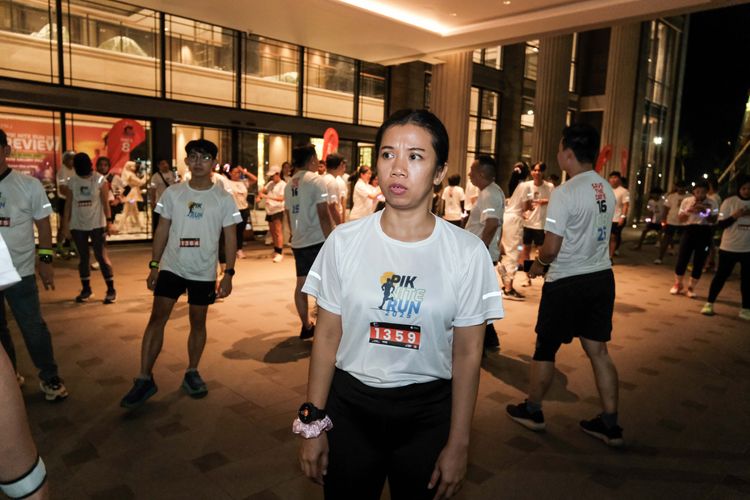 Race photo from PIK NITE RUN VIBES