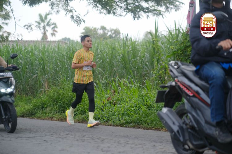 Race photo from Kediri Half Marathon 2025
