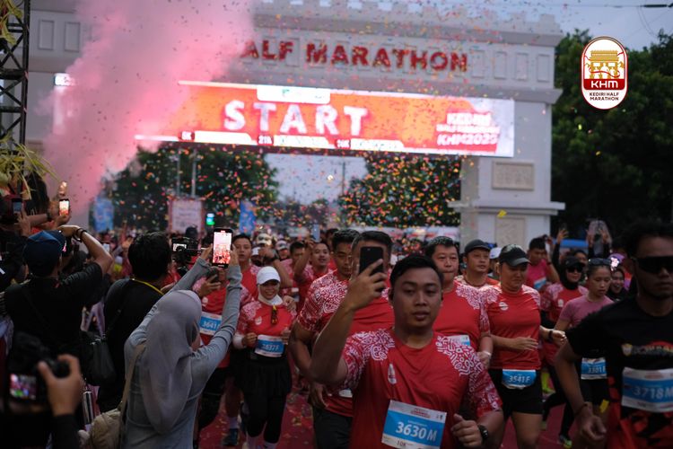 Race photo from Kediri Half Marathon 2025