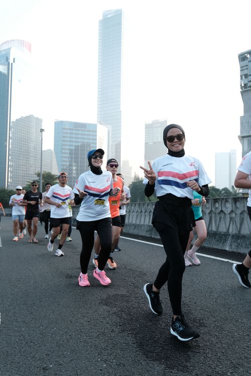 Race photo from MAKASSAR HALF MARATHON 2025 VIBES