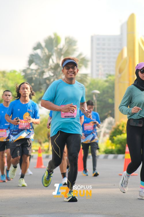 Race photo from Isoplus Run 2024 Surabaya