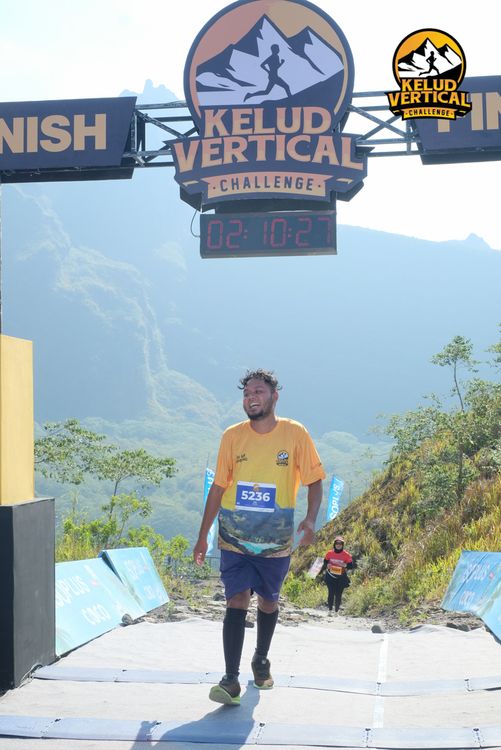 Race photo from Kelud Vertical Challenge 2024
