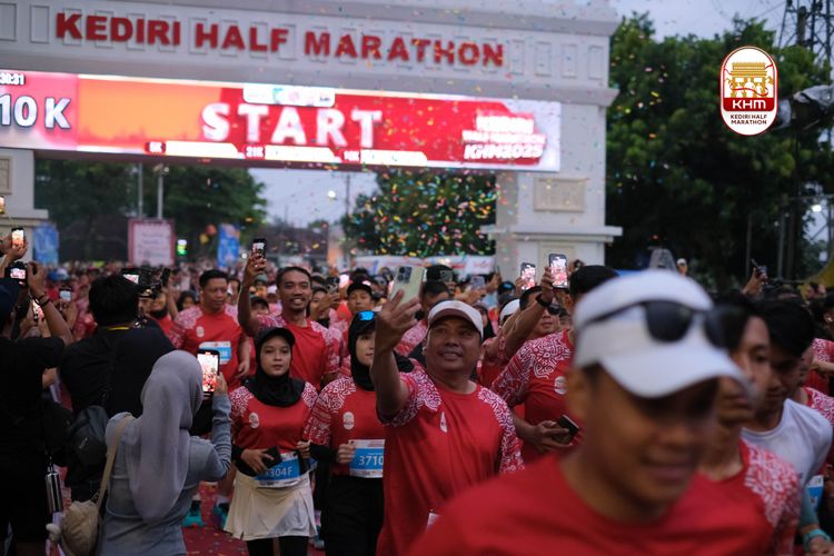 Race photo from Kediri Half Marathon 2025