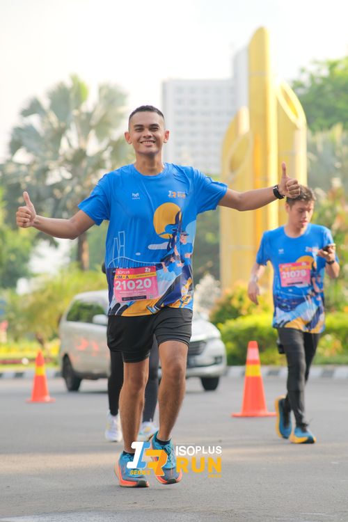 Race photo from Isoplus Run 2024 Surabaya